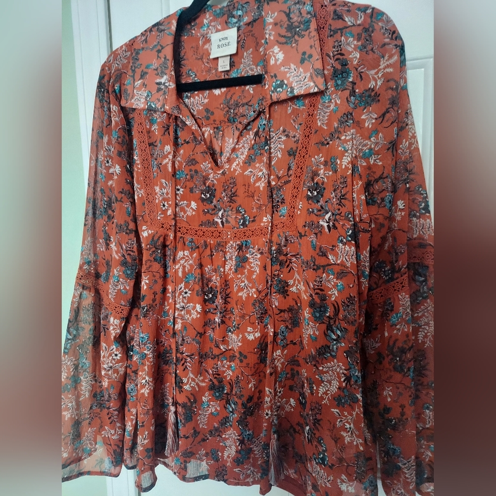 KNOX ROSE BLOUSE. LARGE